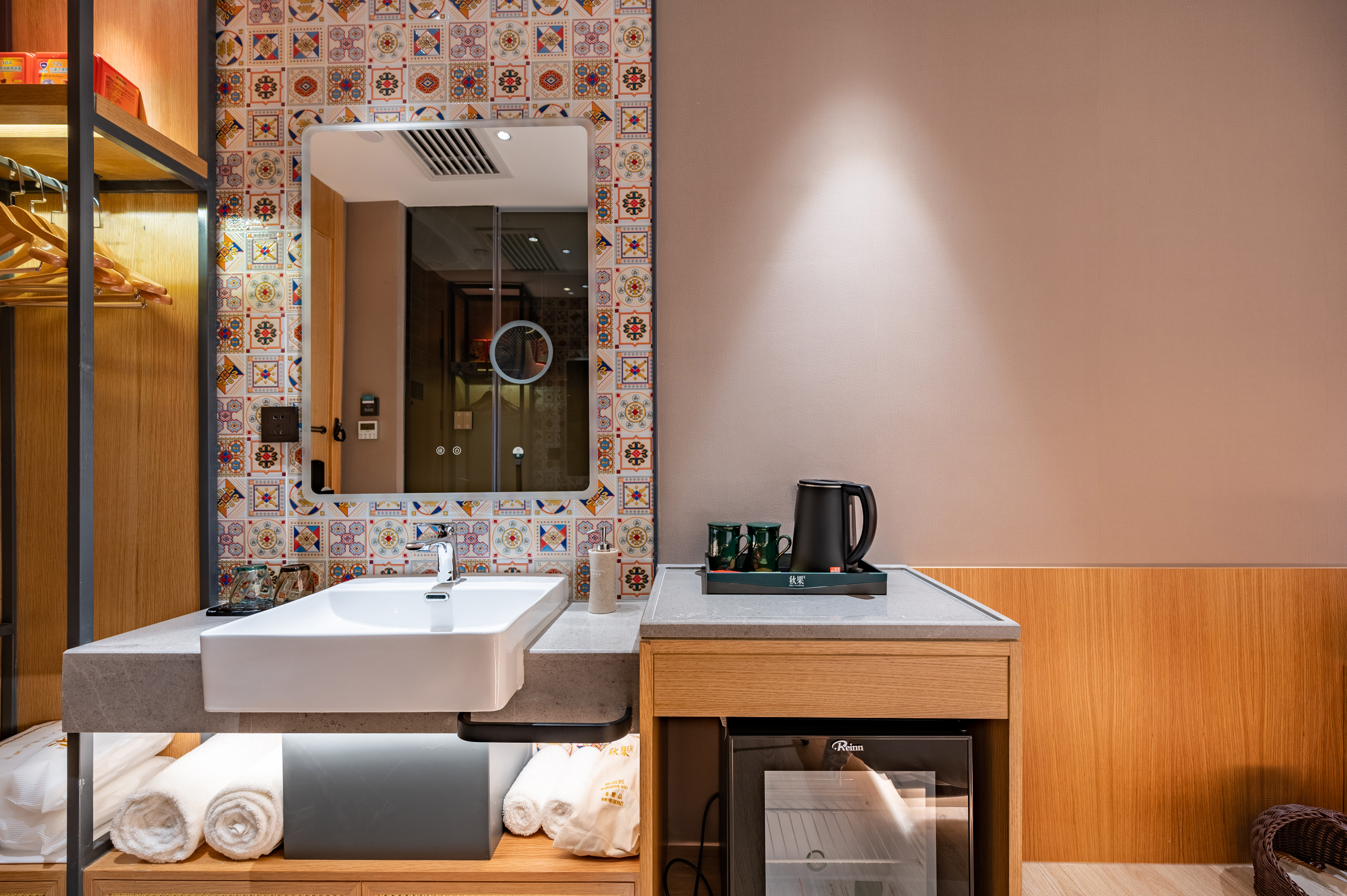 特惠影音榻榻米房（小度智能客控+深睡记忆枕）