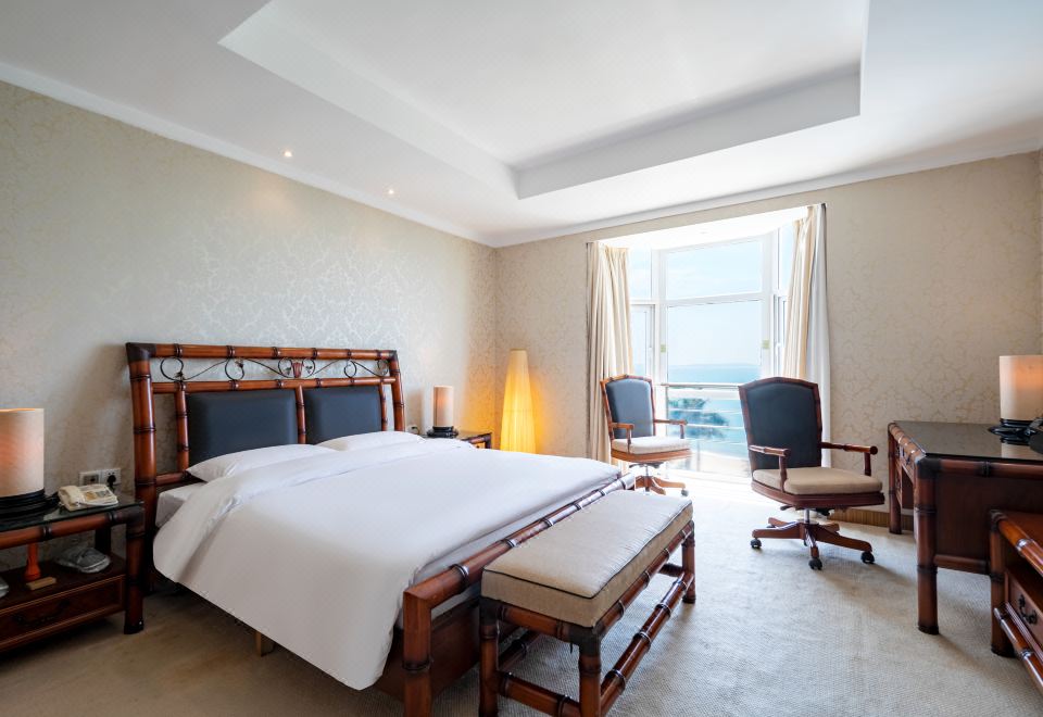 Asia Gulf HotelPresidential Villa Suite (3F)