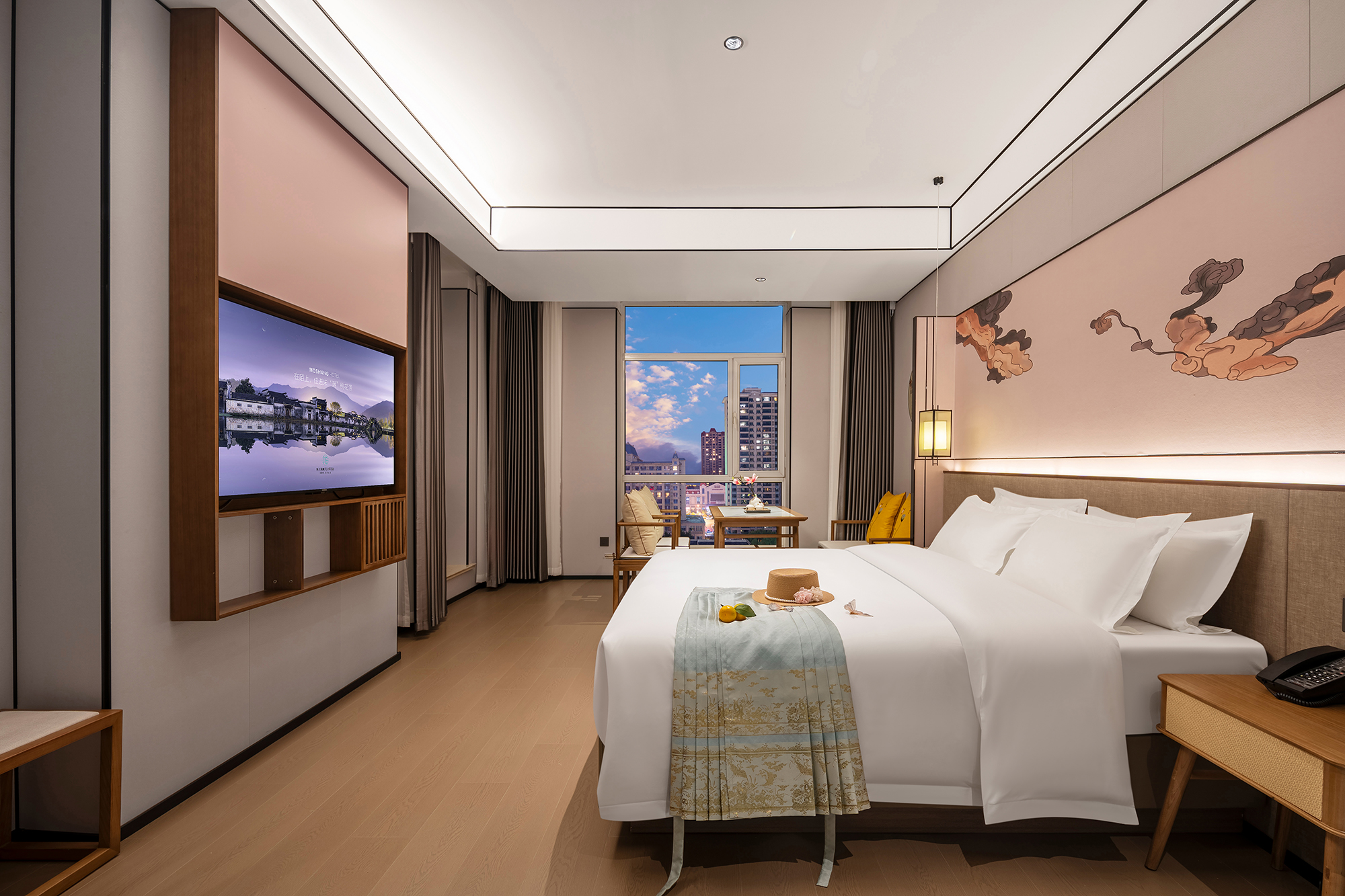 Elegant Smart Room (Double Bed)