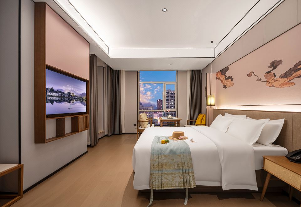 Elegant Smart Room (Double Bed)