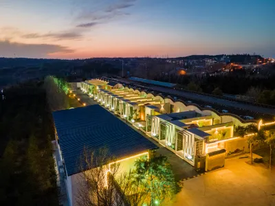 longmenxiangju Hotel a 