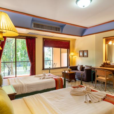 ห้องดีลักซ์ เตียงแฝด รหัสโปรโมชั่น ผึ้ง-หวาน รีสอร์ท แอนด์ สปา กาญจนบุรี