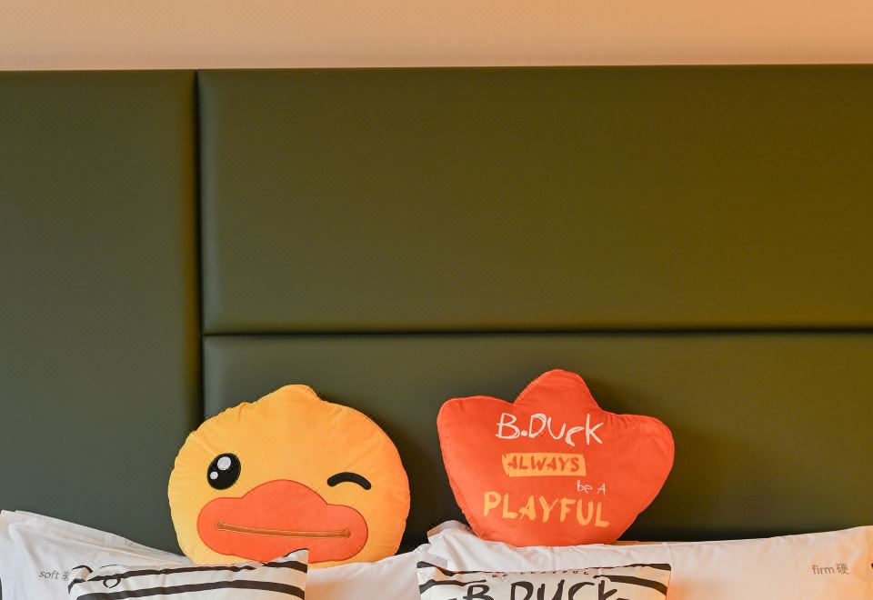 B Duck小黄鸭假日行政豪华主题房