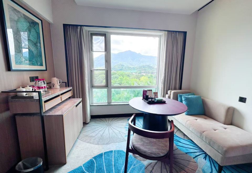 高级园景大床房?新装简欧风&湖景花园景观