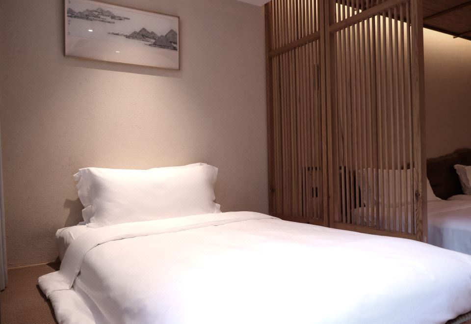 养云雅轩三床房