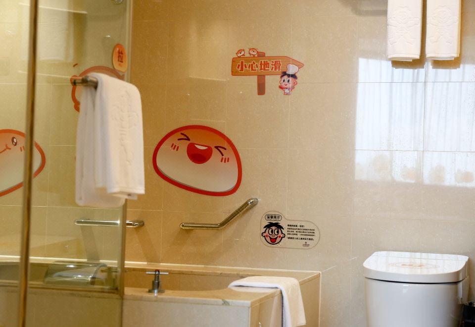 旺仔小馒头亲子主题套房