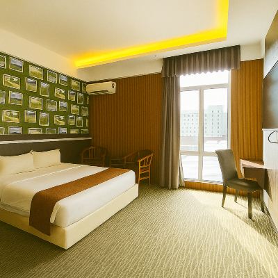 Business King Room
