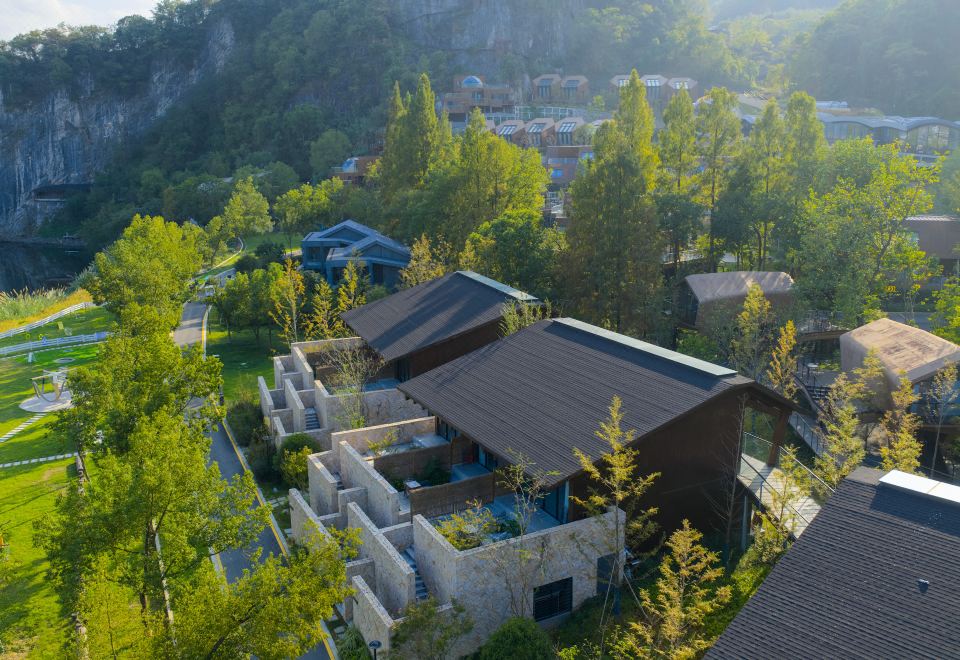 Tonglu Senbo Exclusive ResortDuplex Cabin Suite - Courtyard-View