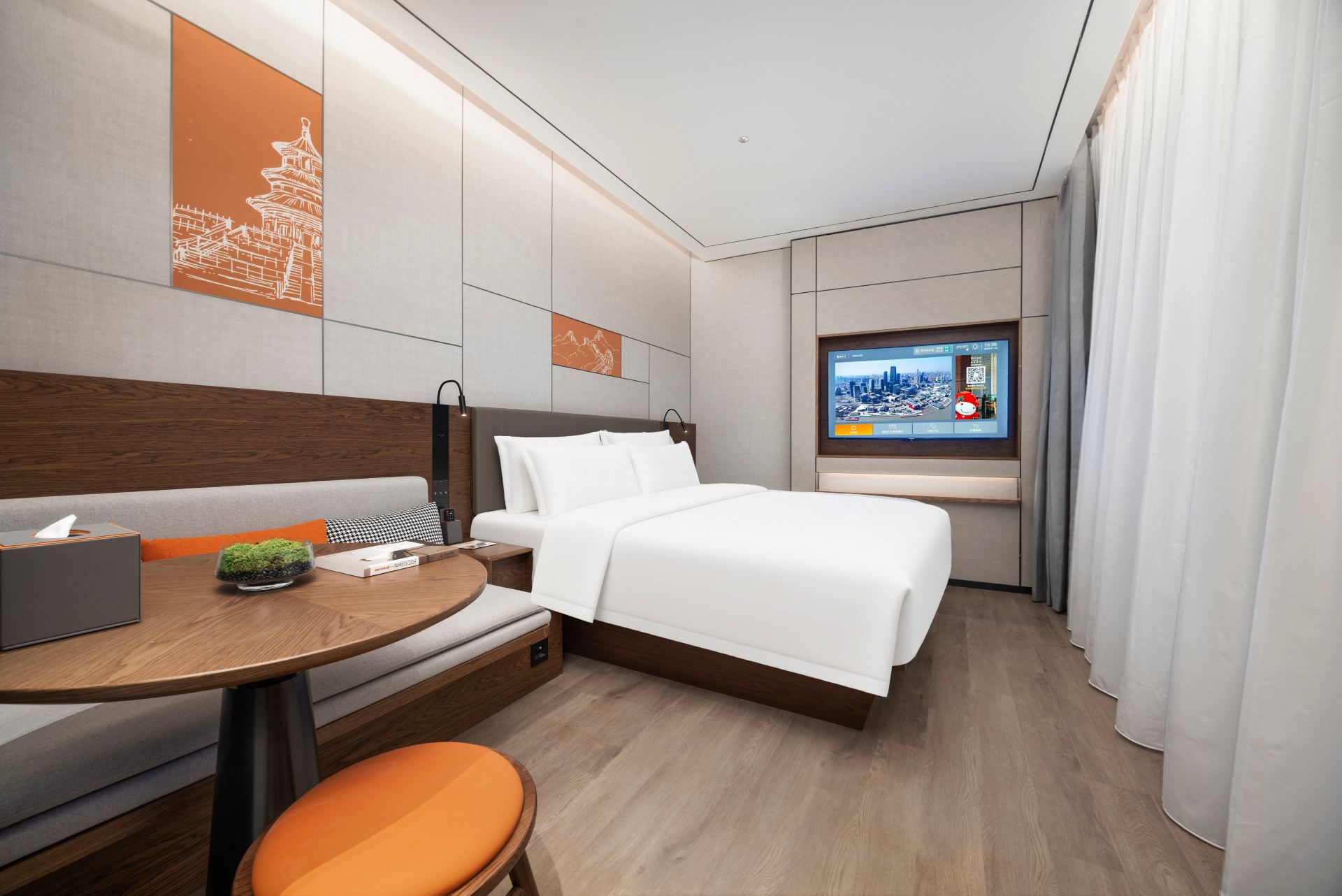 Deluxe Queen Room
