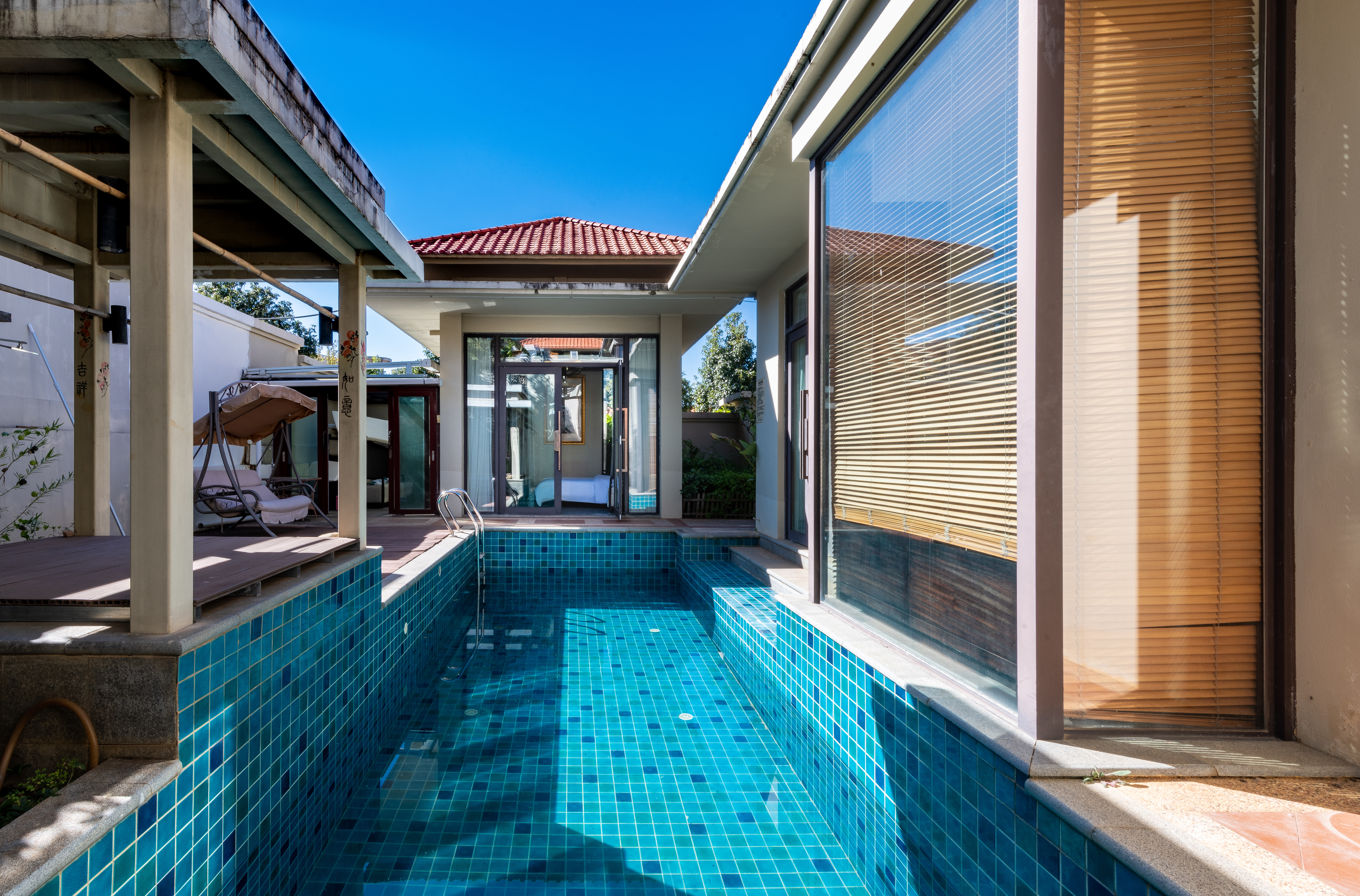 私家泳池庭院别墅·四卧