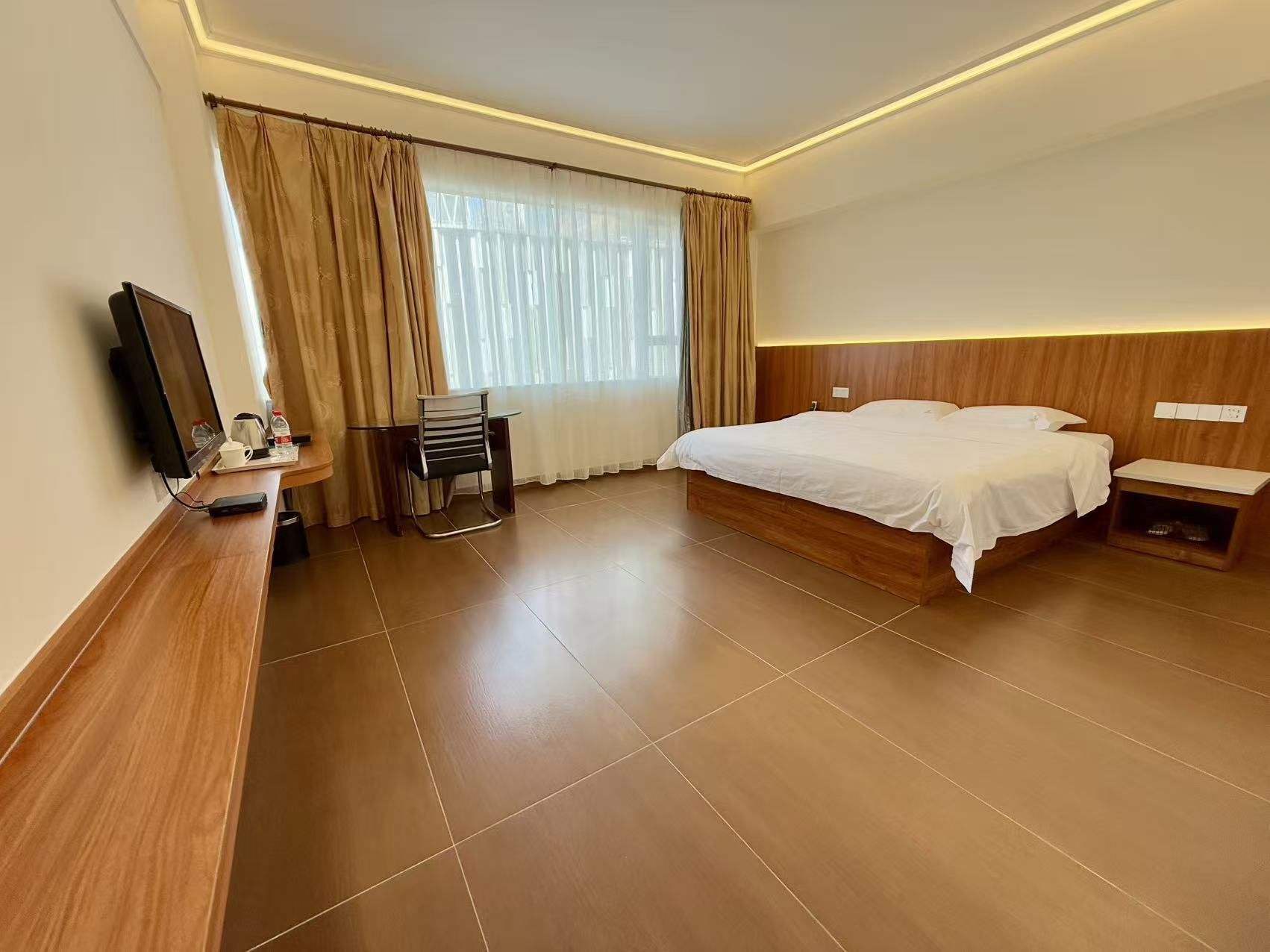 高级商务大床房（独立烘乾机）