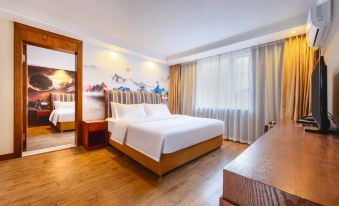 Sim Hotel (Jiuzhaigou Visitor Center)