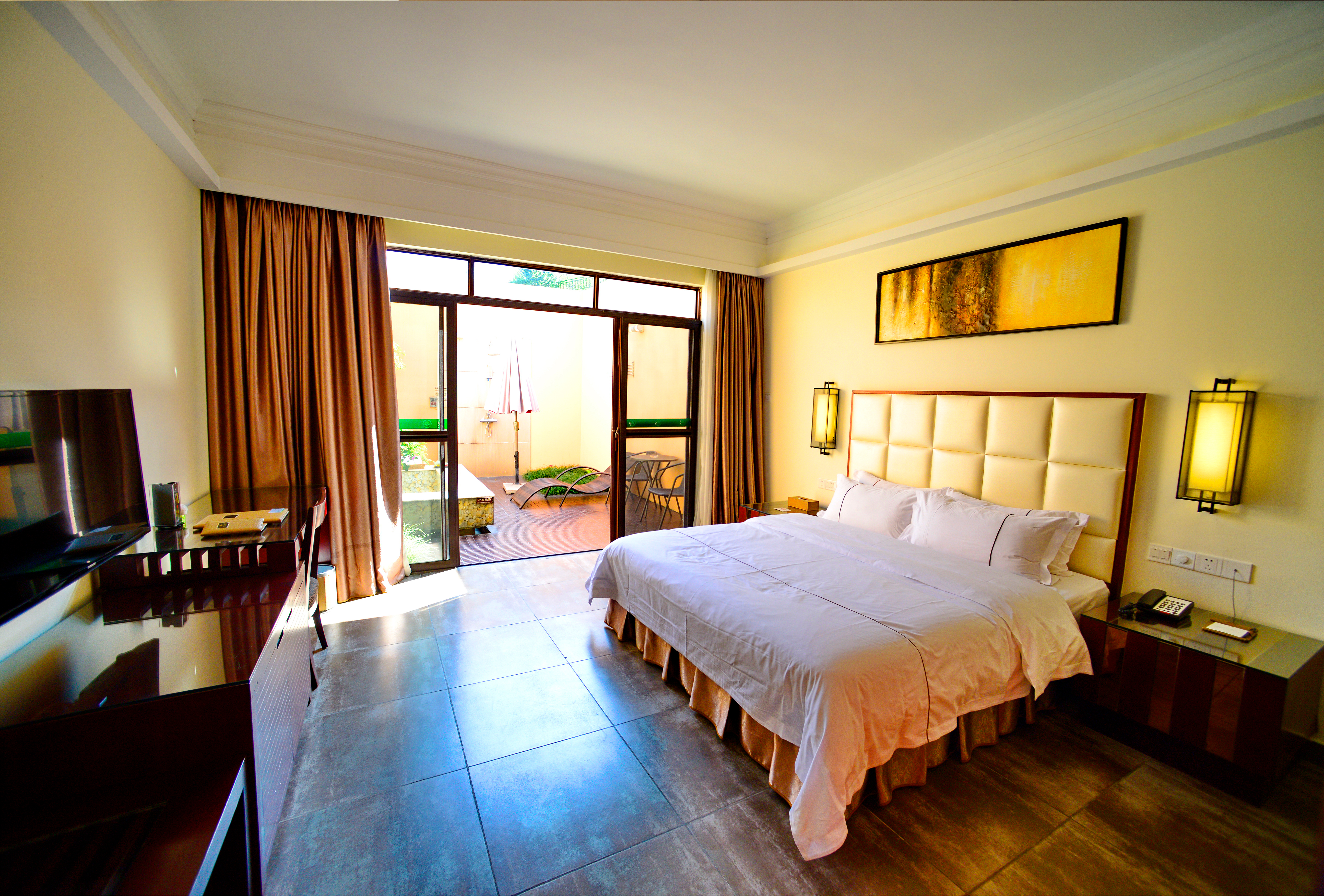 别墅私密大床花园情侣房|独立温泉池