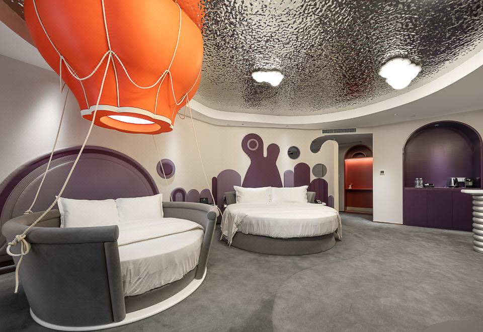 沉浸式主題親子家庭房