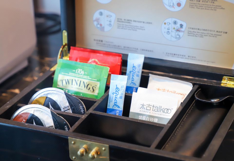 InterContinental Guangzhou Exhibition CenterDeluxe River-view Queen Room