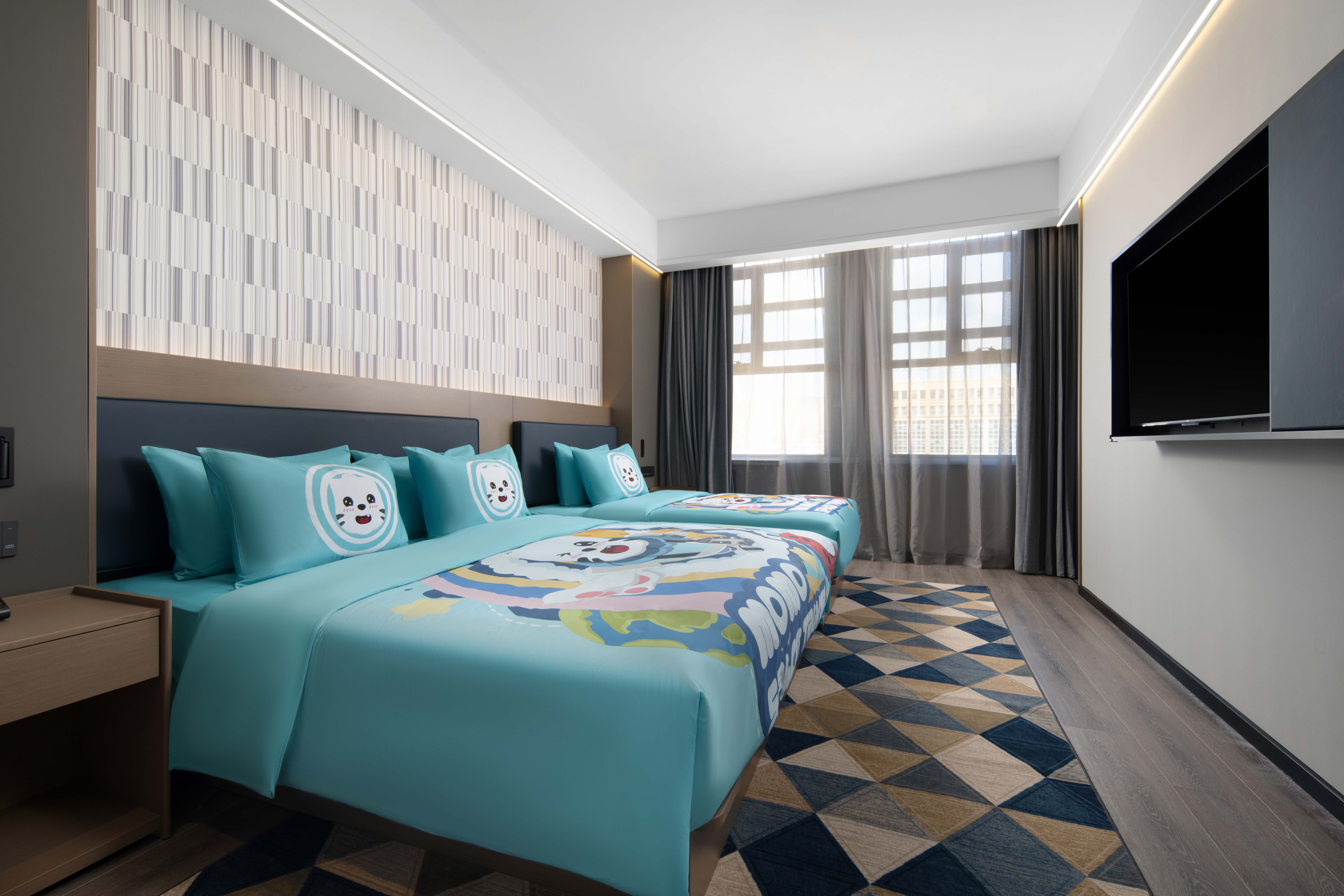 MOMO亲子套房（智能投屏+小冰箱+金可儿床垫+Acca Kappa洗护用品）