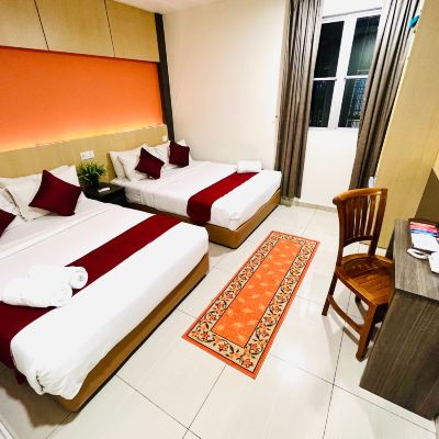 Bilik Deluxe Keluarga Kupon City Central Hotel