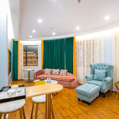 【頂奢套房】直觀廣濟樓/燈光秀/牌坊街/強視野/大空間 觀韓飯店（潮州古城牌坊街廣濟橋店）優惠