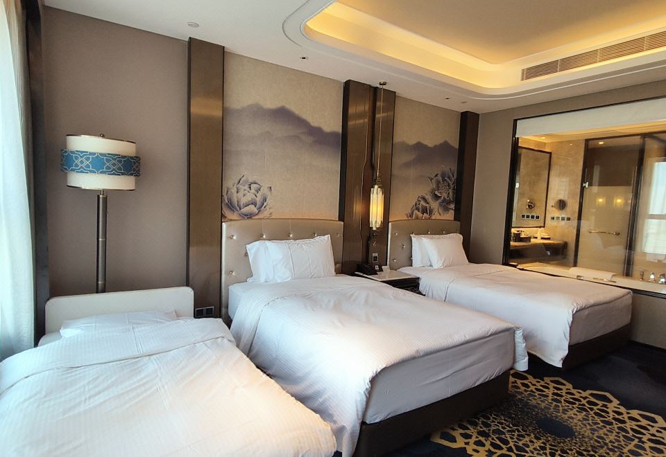 Wanda Vista UrumqiComfy 2-bed Room