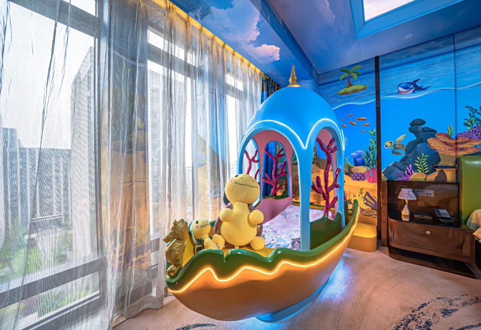 Zhaolin Grand Hotel BeijingUnderwater World Children's Theme Suite