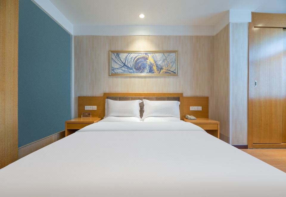 商务雅致大床房+乾净整洁+安心睡眠