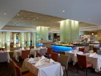 Cinnamon Lakeside Hotels in Colombo