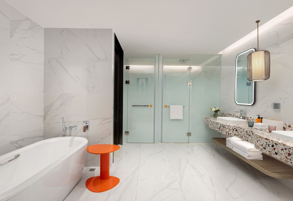 Club Med Urban Oasis Xianlin Nanjing ResortDeluxe Suite-Balcony