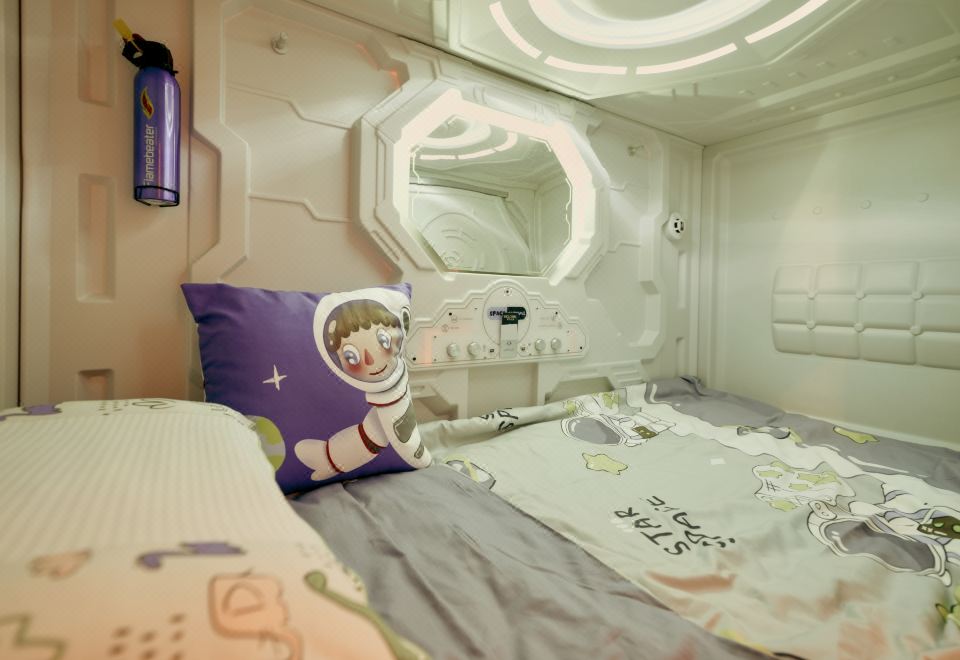 糖果星球親子家庭套房（太空艙丨帳篷丨獨立客廳）
