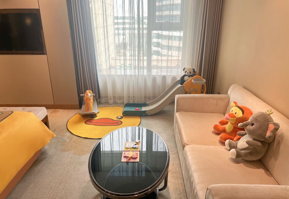 叢林猴親子主題房