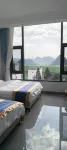 Luoping Huaqing Yueshe Homestay