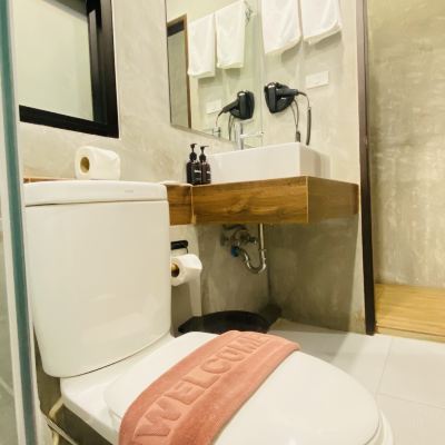 高級特大床房 羅德曼酒店優惠