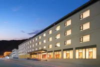 Yunzuo Xingguang Hotel (Zhumeng Town)