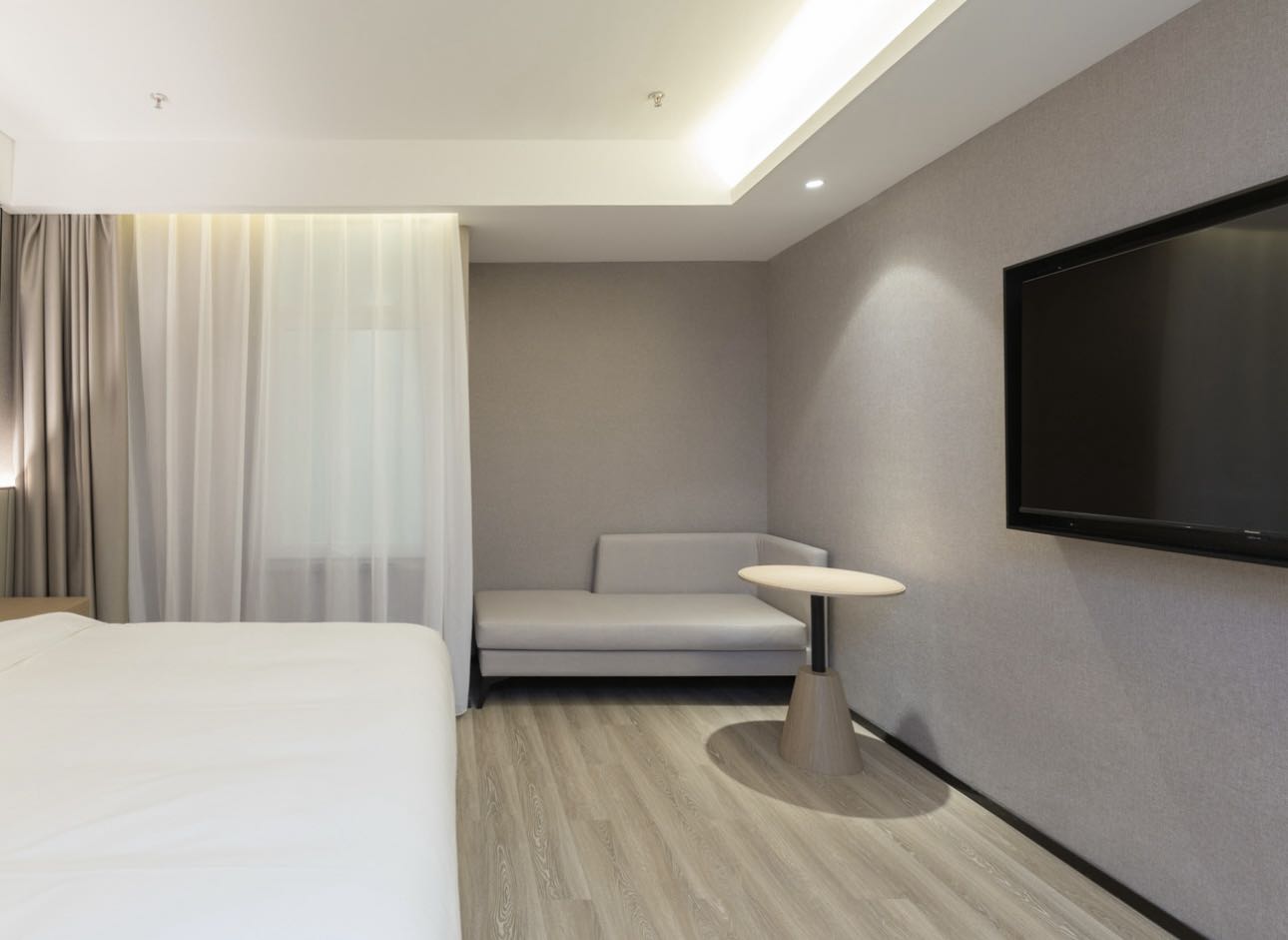 影音大床房（可投屏80寸幕布+喜临门床垫+自助洗衣）