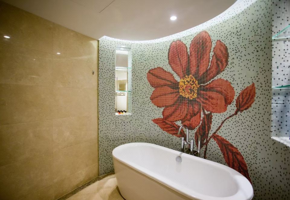 Gloria Grand Hotel JishouBusiness Suite