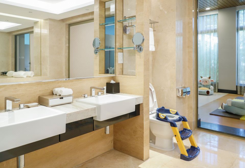 豪友团亲子主题房-小羊米娅