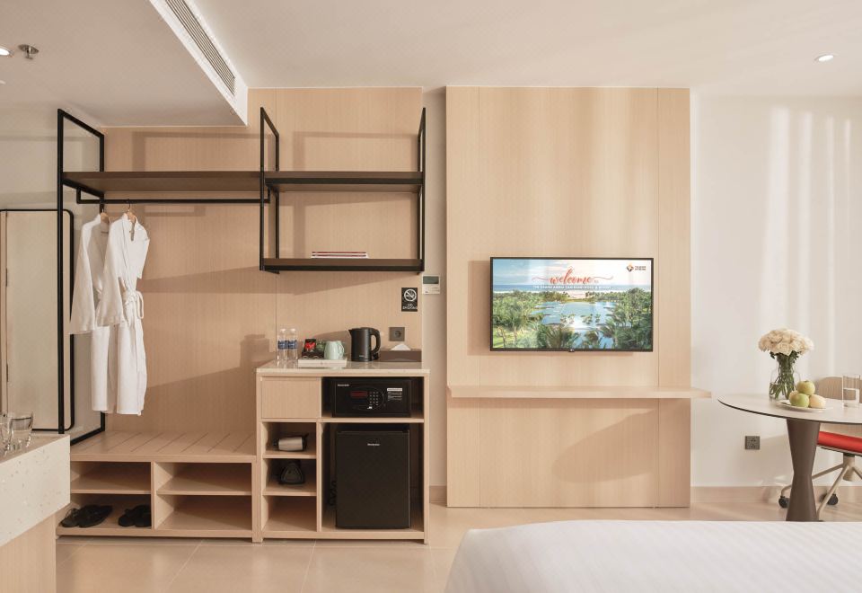 豪華雙床房（帶陽臺，山景）