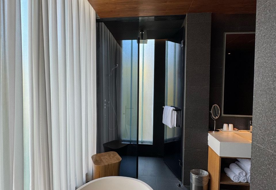 豪華家庭雙床房+宜人山色+浪漫浴缸