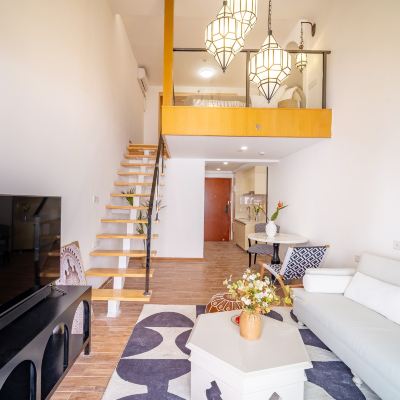 陽台大床房-複式户型空間大 蔓菲公寓（佛山祖廟店）優惠