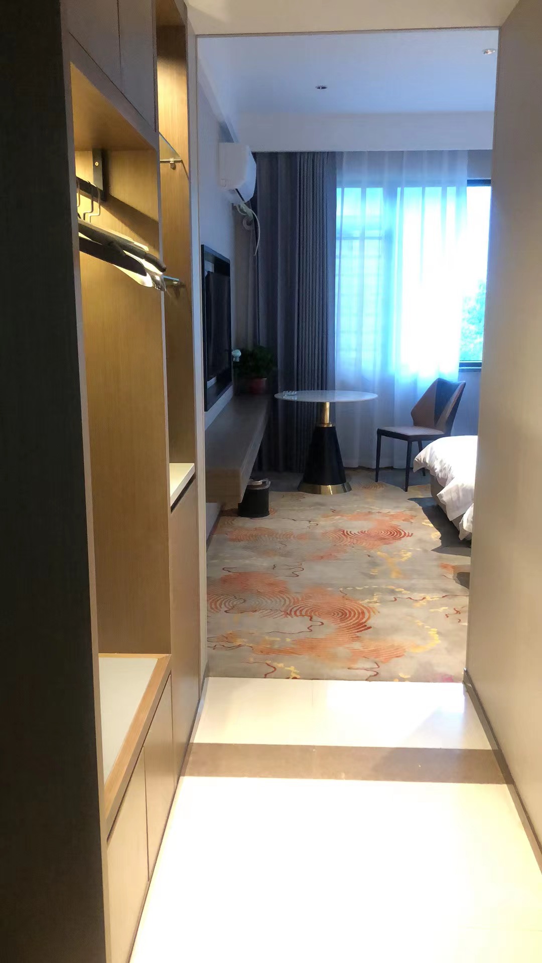 Longshan Hotel雅致双人间