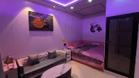 Huining Zero Distance Homestay