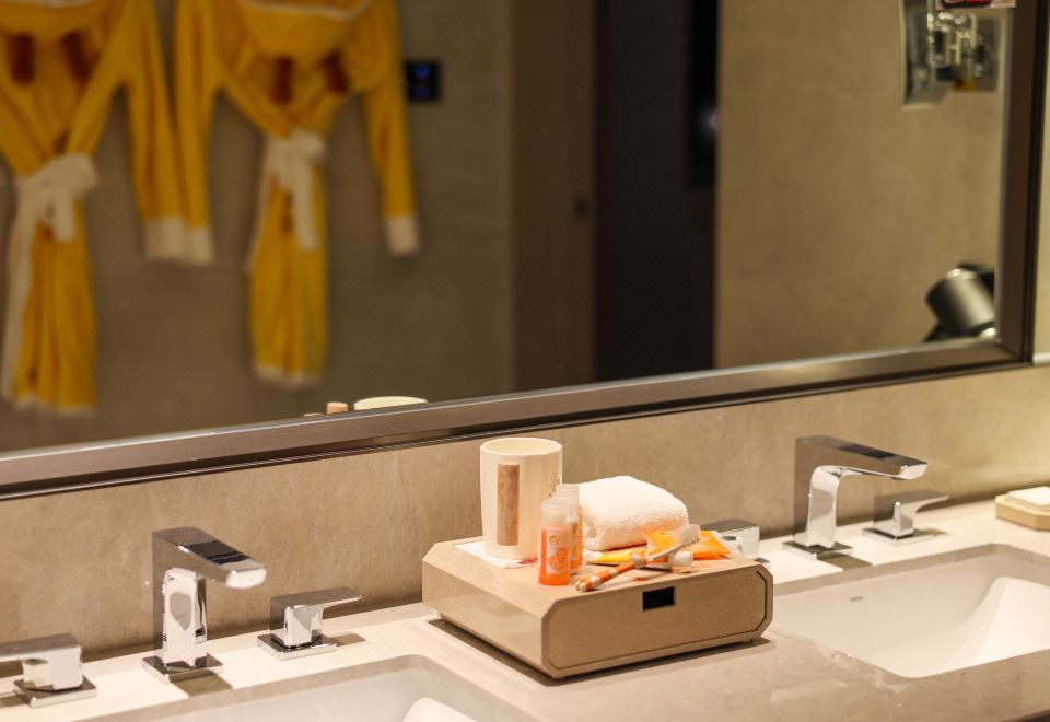 亲子嘉宾轩高级套房（大床）