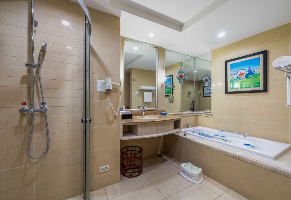 卡通亲子房（望园景+卡通主题用品+浴缸+智能马桶）