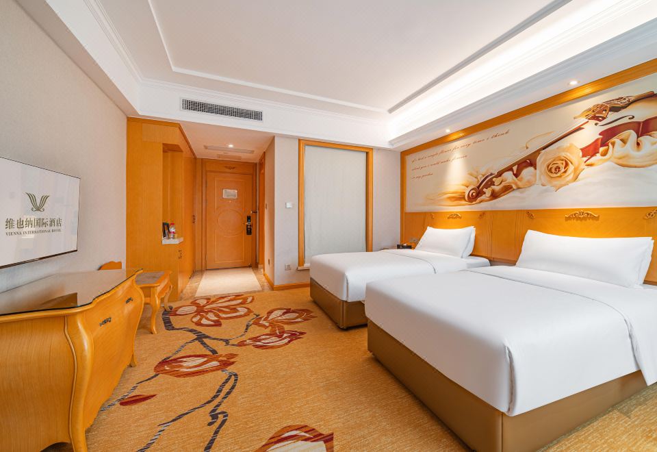 高级双床房（办公区+舒适宽敞）