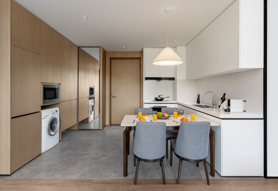 兩房豪華山景套房