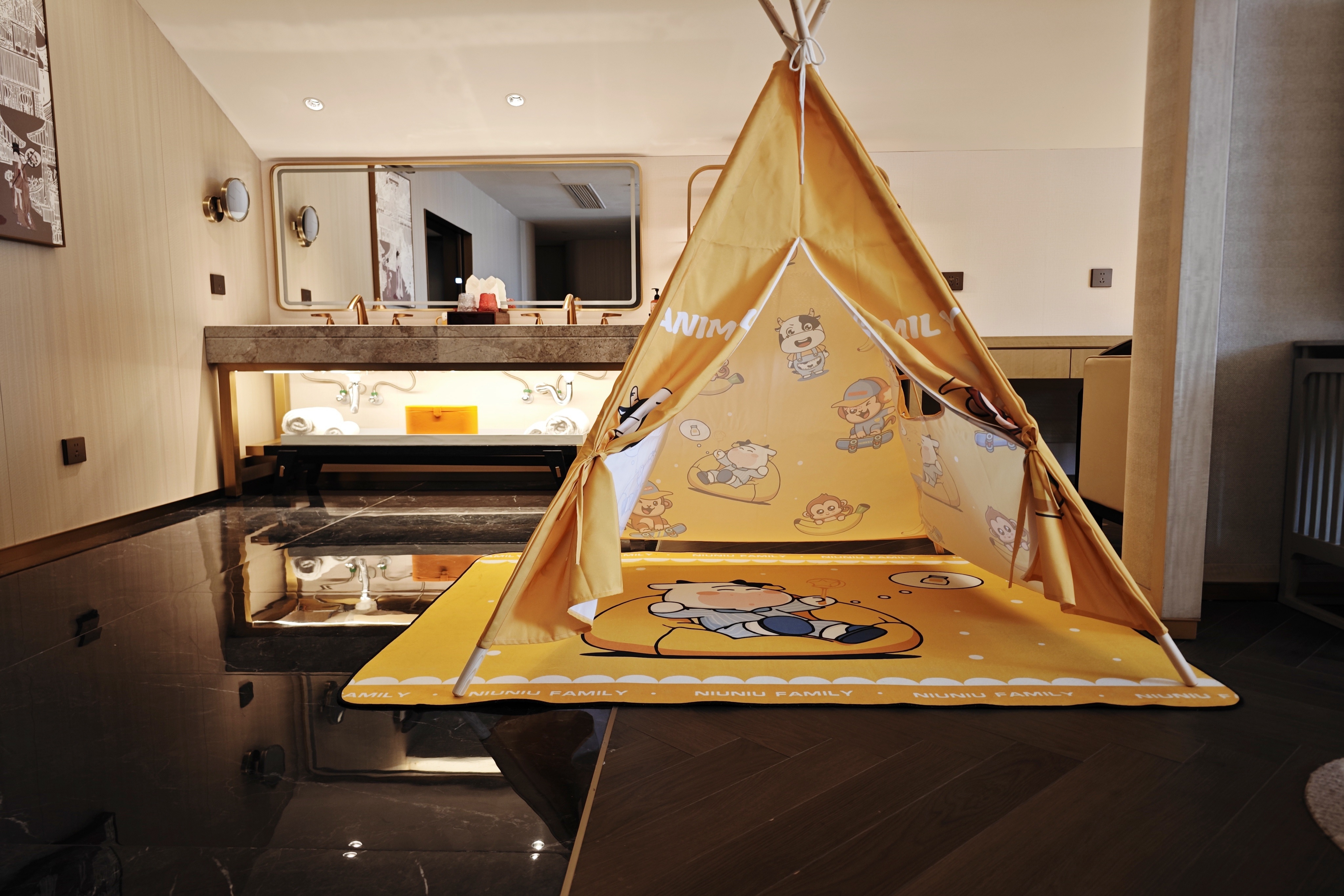 雅致·城墙亲子大套房【智能客控+亲子设施+深睡产品】