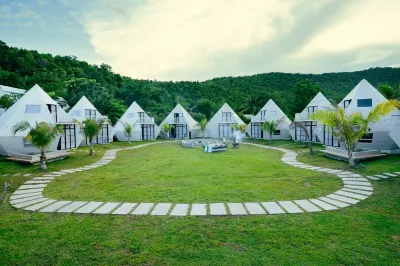 The Safari Resort Kampot Ξενοδοχεία στην πόλη 