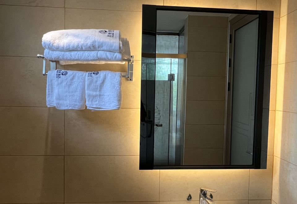 Ya She Hotel NandanStandard Double Room