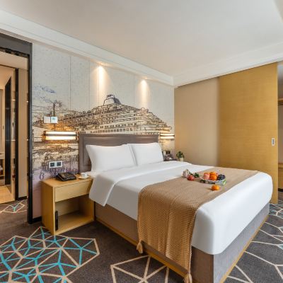 輕奢家庭套房『超大空間•小冰箱•獨立客廳卧室』 古格雅閣公寓（廣州萬達店）優惠