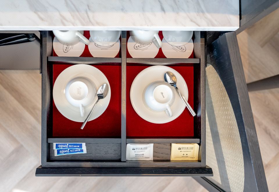 SeaView Garden Hotel QingdaoLoft (Double Bed) (Pitched Roof)