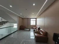 Luzhou Meicheng Hotel (Hefei Fuyang North Road Luyang Data Industrial Park)